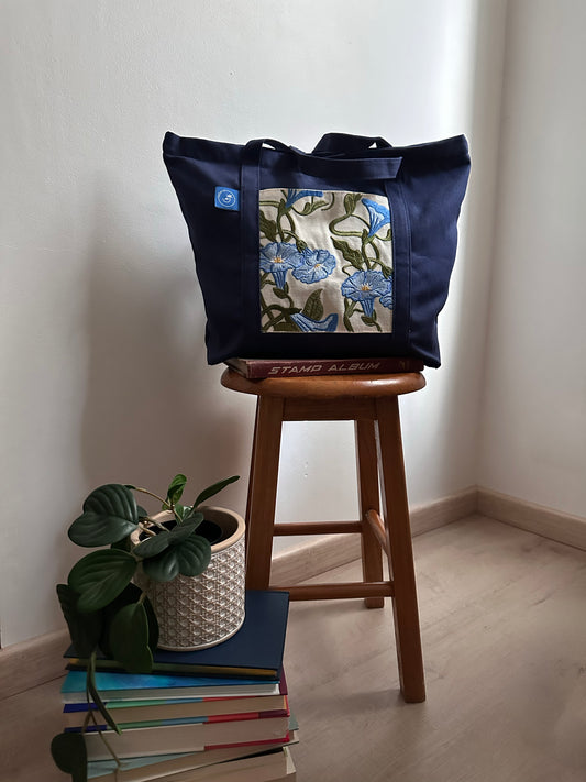 Thaalhafili Maa Tote Bag