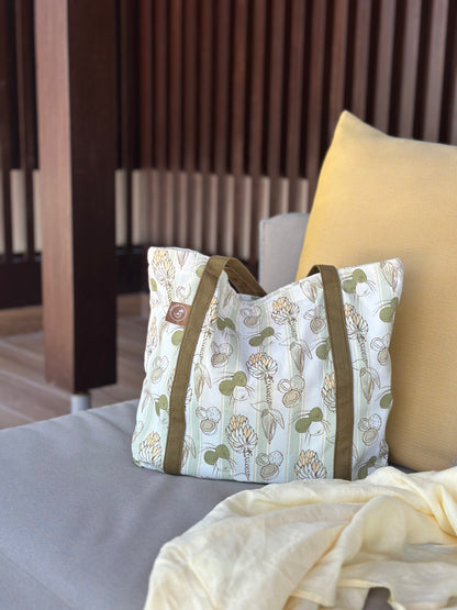 Island Harvest Tote